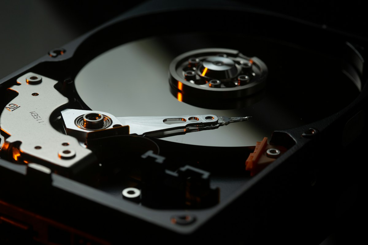 Dịch Vụ Sao Lưu Dữ Liệu Doanh Nghiệp Tự Động TP.HCM: Giải Pháp 3-2-1 Chống Ransomware, Triển Khai NAS Synology & Phục Hồi Thần Tốc | SAIGON TDC