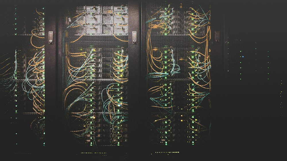 Quy hoạch tủ rack mạng server khoa học đấu nối Patch Panel Cat6 thẩm mỹ tại TP.HCM